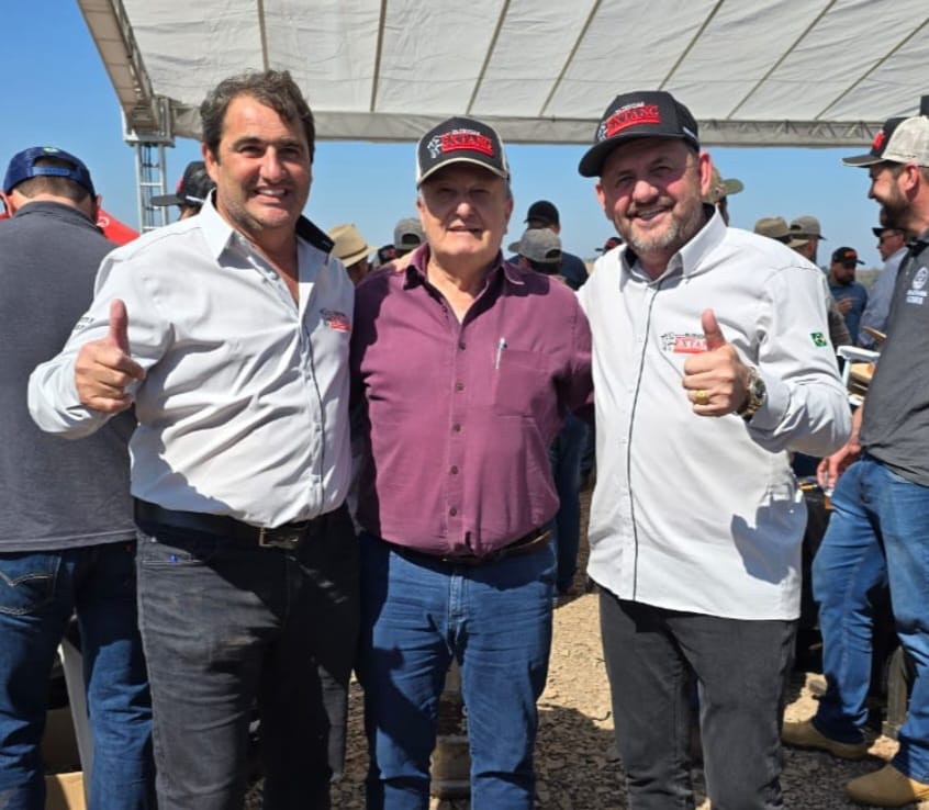 Coopavel prestigia primeiro dia de campo da Stang, em Três Barras