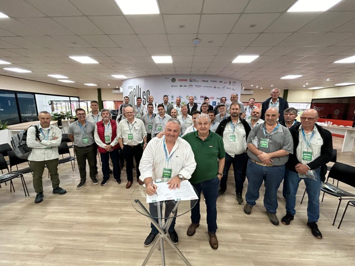 Coopavel e entidade argentina do agro firmam acordo de colaboração