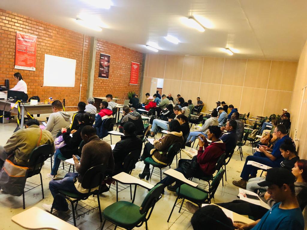 Coopavel recebe mais de 120 candidatos a vagas no primeiro Dia de Recrutar de 2023