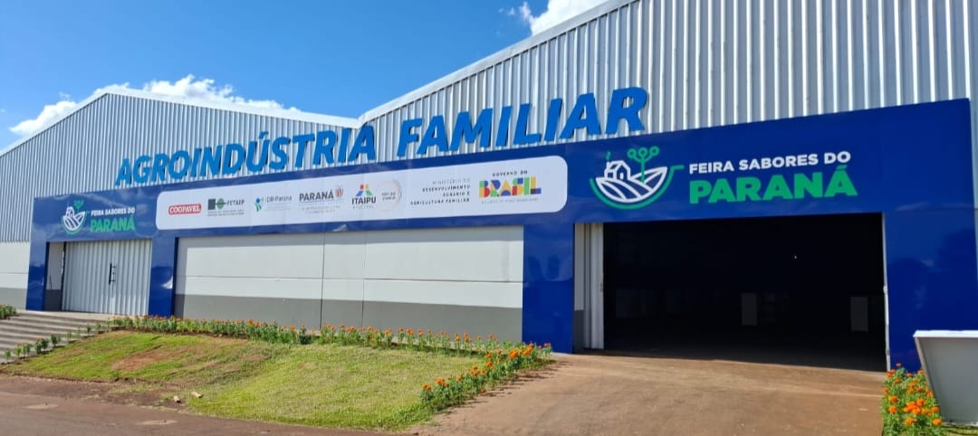 Paulo Teixeira prestigia inauguração do pavilhão da agroindústria familiar