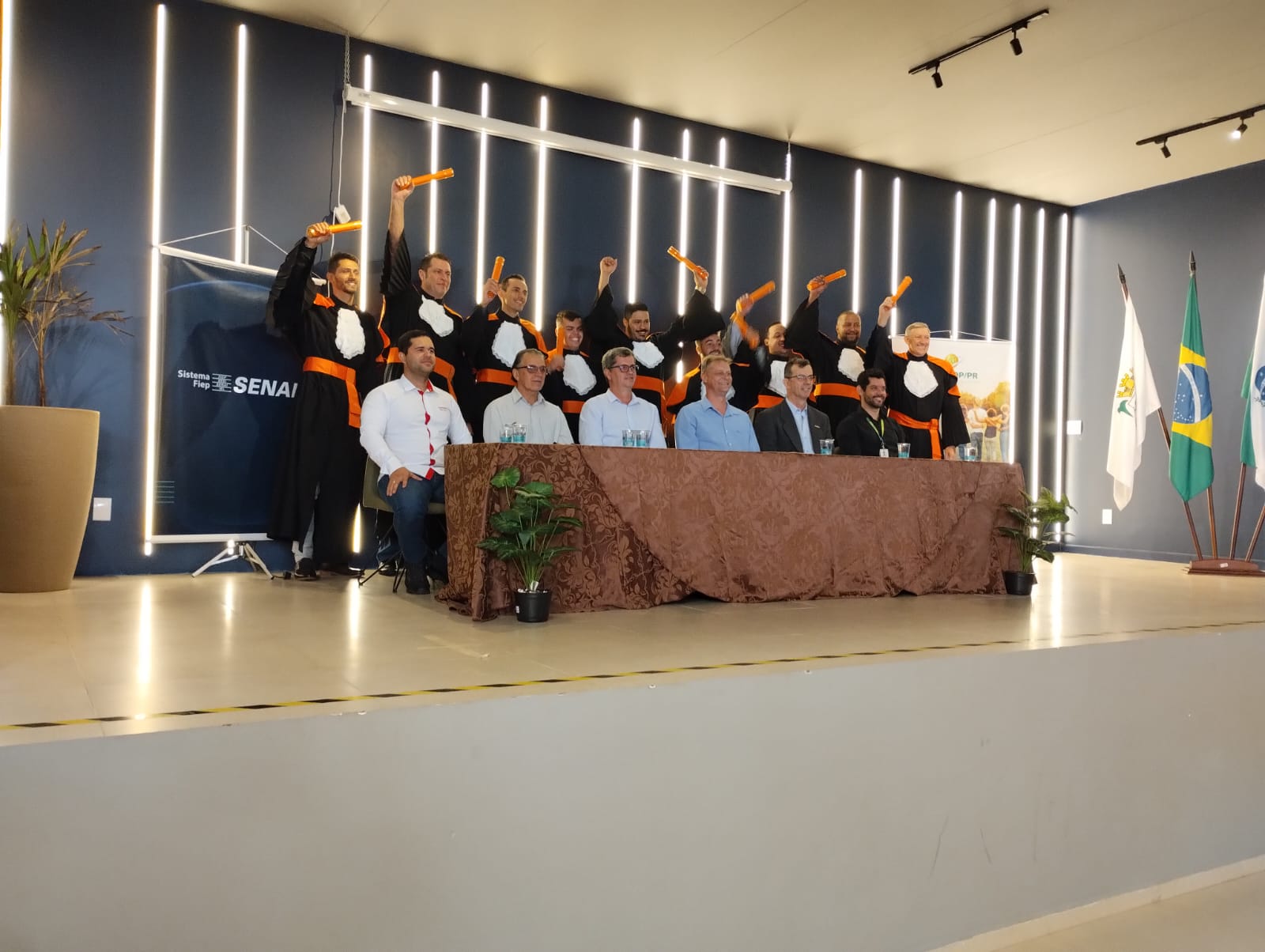 Parceria forma 13 colaboradores da Coopavel em eletromecânica