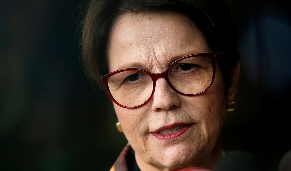 Ministra Tereza Cristina virá ao 32º Show Rural